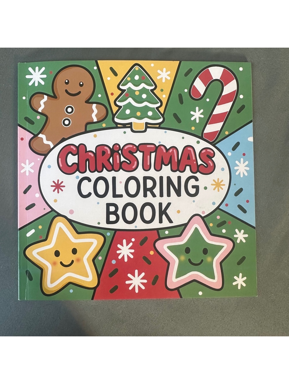 Bold and Easy Christmas Coloring Book